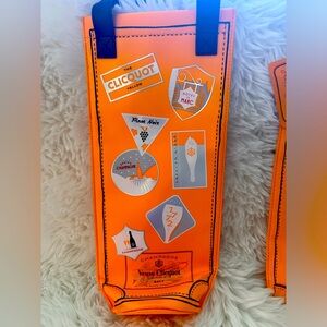Vevue Cliquot Champagne Bottle Ice Jacket Insulated Carrier Carry Bag